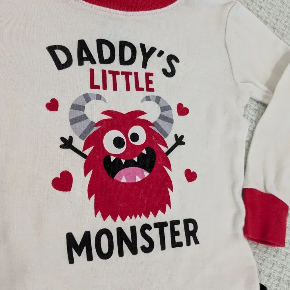 🛍️ BUNDLE ONLY • Children's Place Valentine's "Daddy's Little Monster" PJs 6-9m - Picture 2 of 7